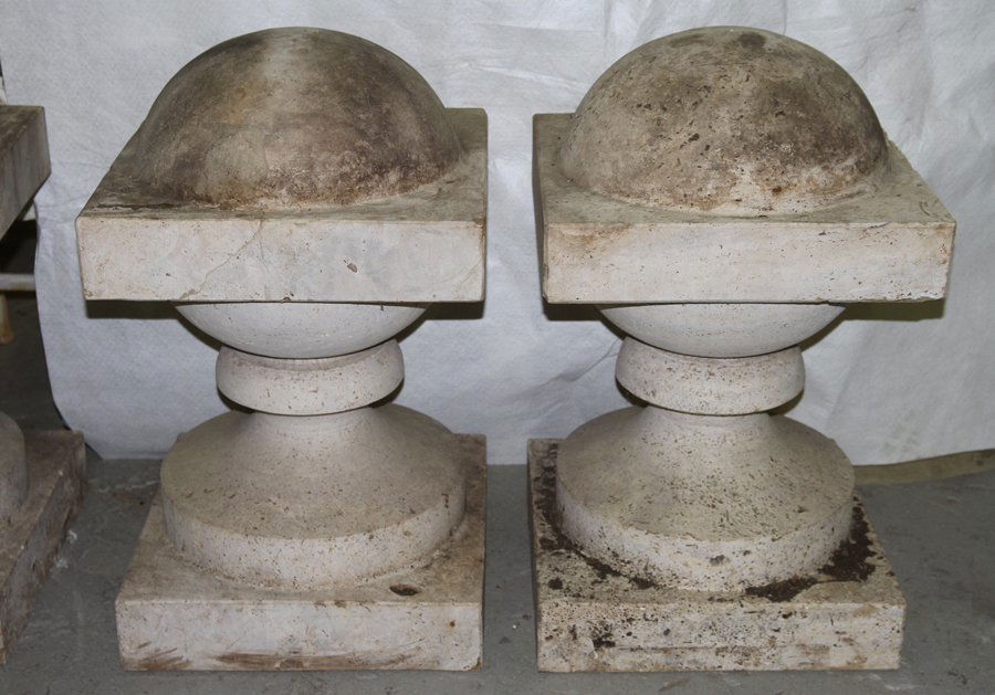 PAIR GEORGIAN TRAVERTINE FINIALS SPHERE FORM TOPS: A pair of Georgian style travertine finials having sphere form tops. Ht: 31" Width: 18" Depth: 18"