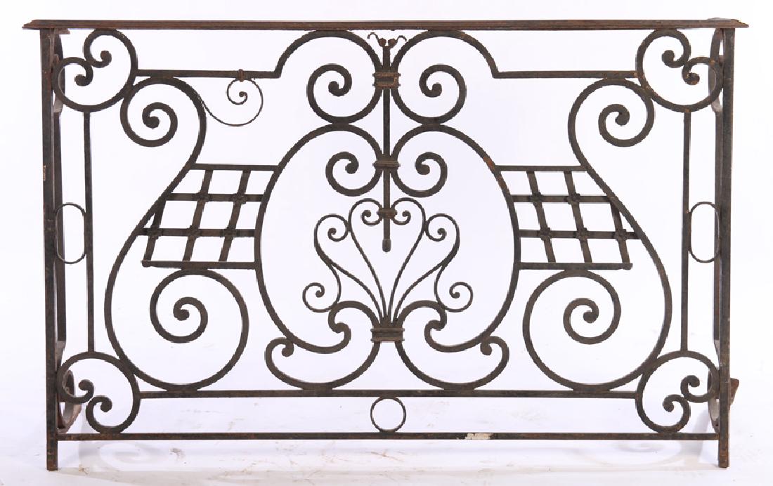 19TH CENT. WROUGHT IRON BALCONY PANEL (1 of 5)