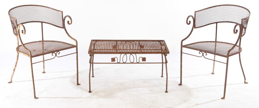 2 REGENCY STYLE GARDEN CHAIRS MATCHING TABLE 1940 (1 of 6)