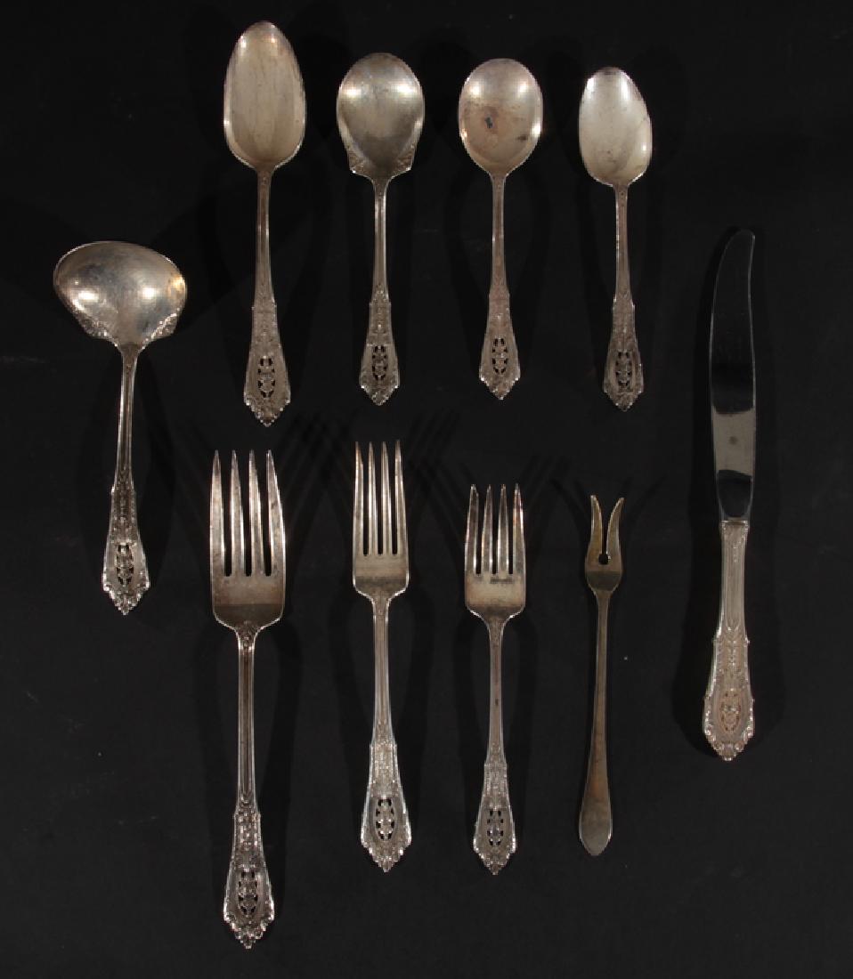 71PC STERLING SILVER FLATWARE WALLACE 67.14 TR OZ (1 of 6)