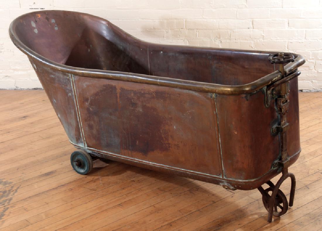19TH CENT. ENGLISH COPPER BATHTUB BRANDED (1 of 6)