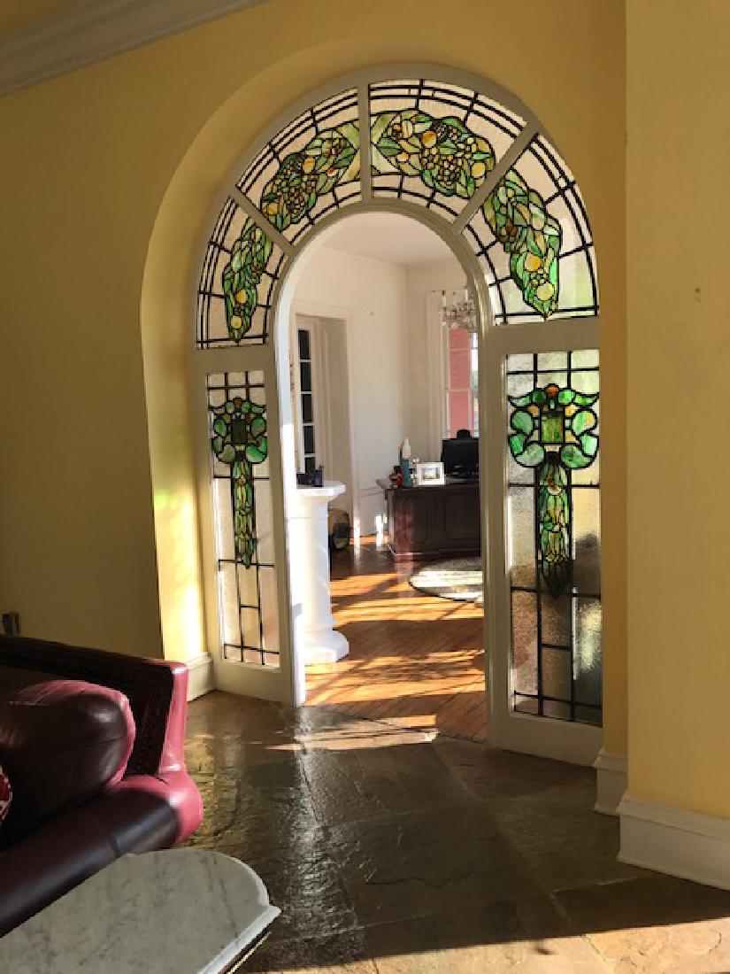 LEADED AND STAINED GLASS DOOR SURROUND C. 1900 (1 of 5)