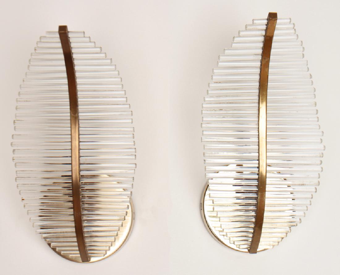 A PAIR OF ITALIAN BRONZE  AND GLASS LEAF SCONCES (1 of 4)