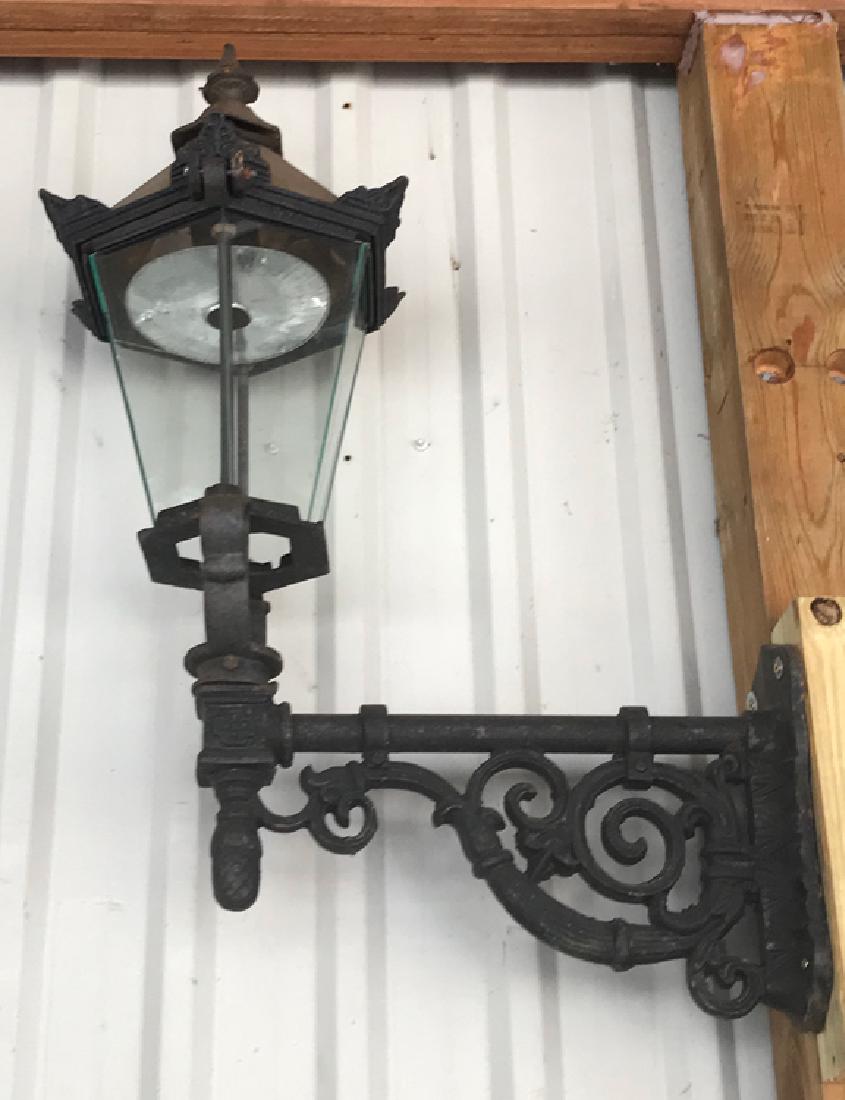 SET 2 LARGE CAST IRON WALL LANTERS CURVED GLASS (1 of 2)