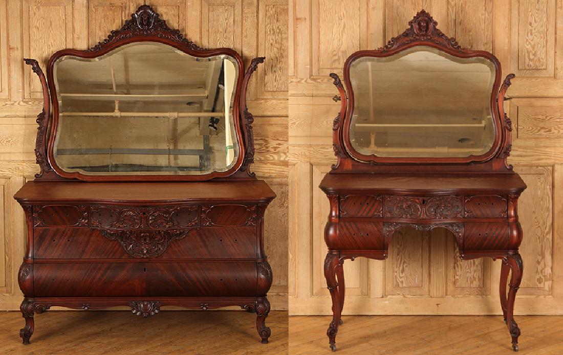 MAHOGANY DRESSING TABLE WITH MATCHING DRESSER (1 of 14)