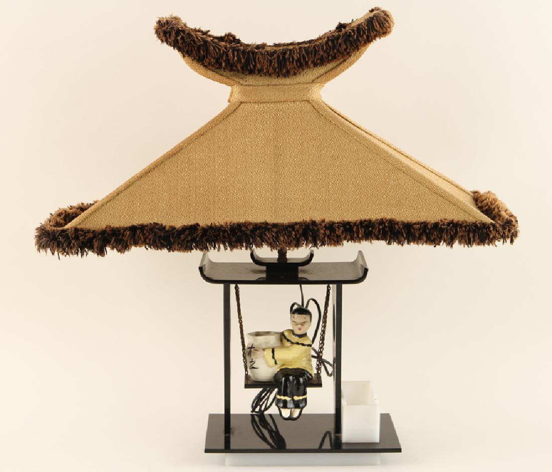 LUCITE TABLE LAMP PAGODA FORM SHADE C.1950 (1 of 6)