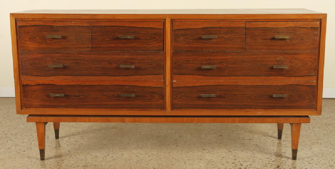 MID CENTURY MODERN ROSEWOOD 8 DRAWER DRESSER (1 of 5)
