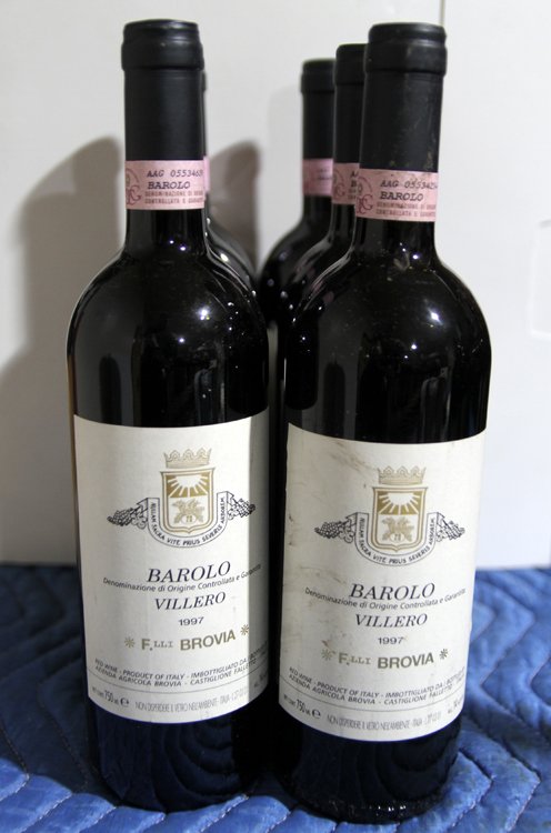 A COLLECTION OF ESTATE WINE 6 BOTTLES: A collection of Estate wine consisting of six bottles. Six 750 ml bottles of Brovia Barolo Villero 2000. The consignor purchased the wine being offered from retailers and was the original owner. The w