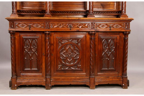 High gothic oak cabinet sideboard circa 1880 - 8