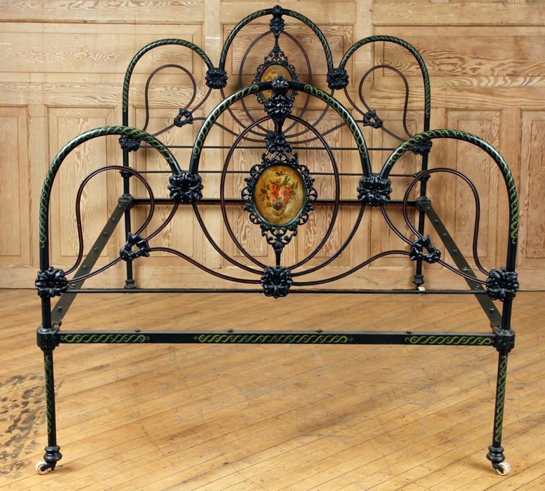 PAINTED CAST IRON FULL SIZE BED FLORAL MEDALLION (1 of 6)