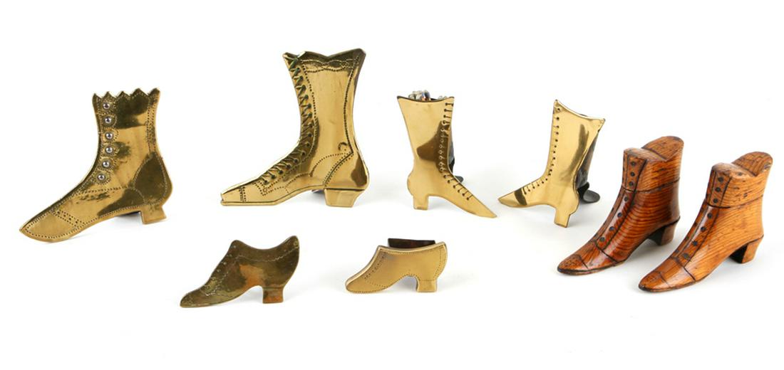 8PC VICTORIAN BRASS WOOD SHOES & MATCH HOLDERS (1 of 5)