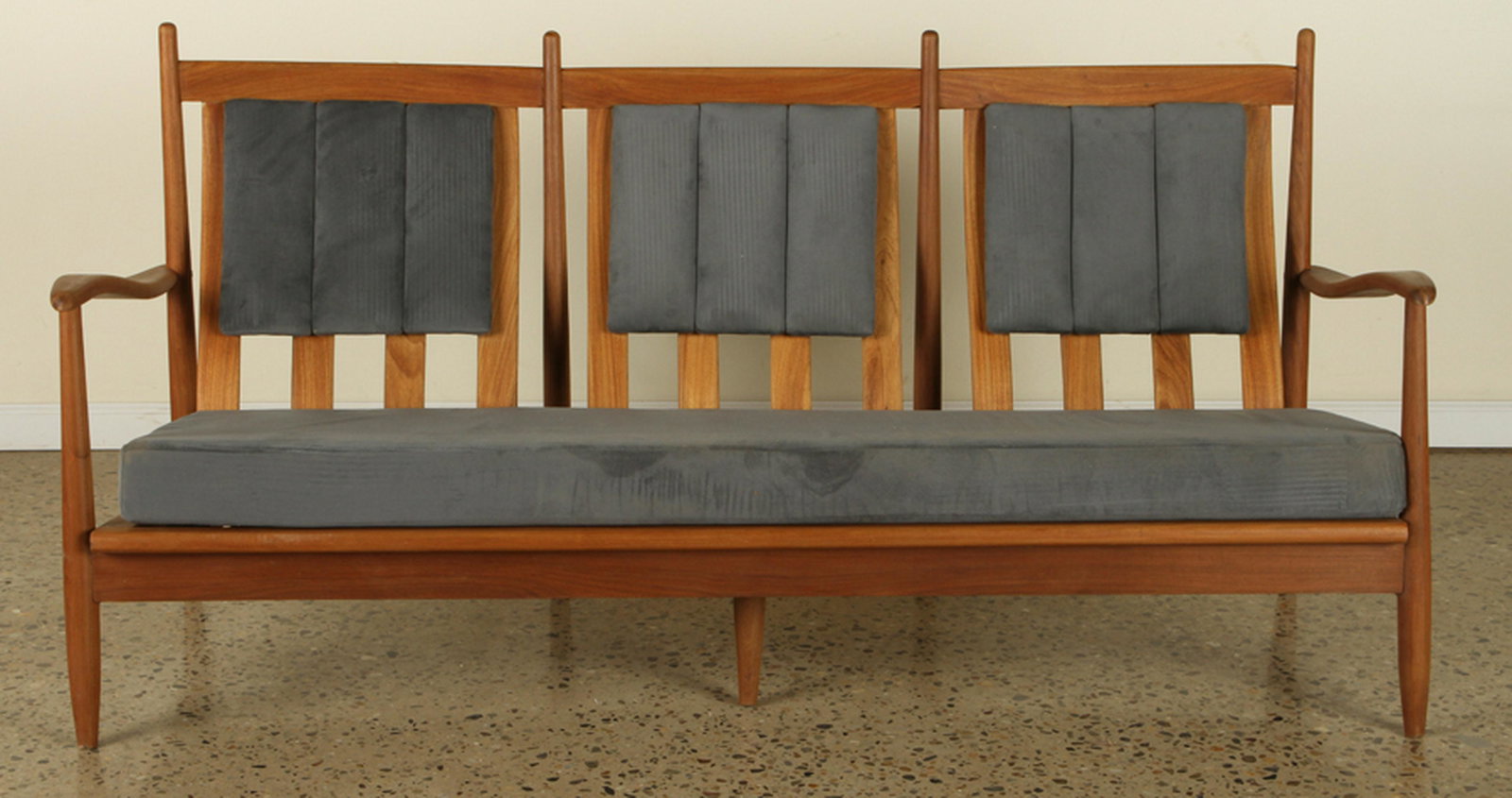 3 SECTION MID CENTURY MODERN SOFA FINN JUHL C1960 (1 of 5)