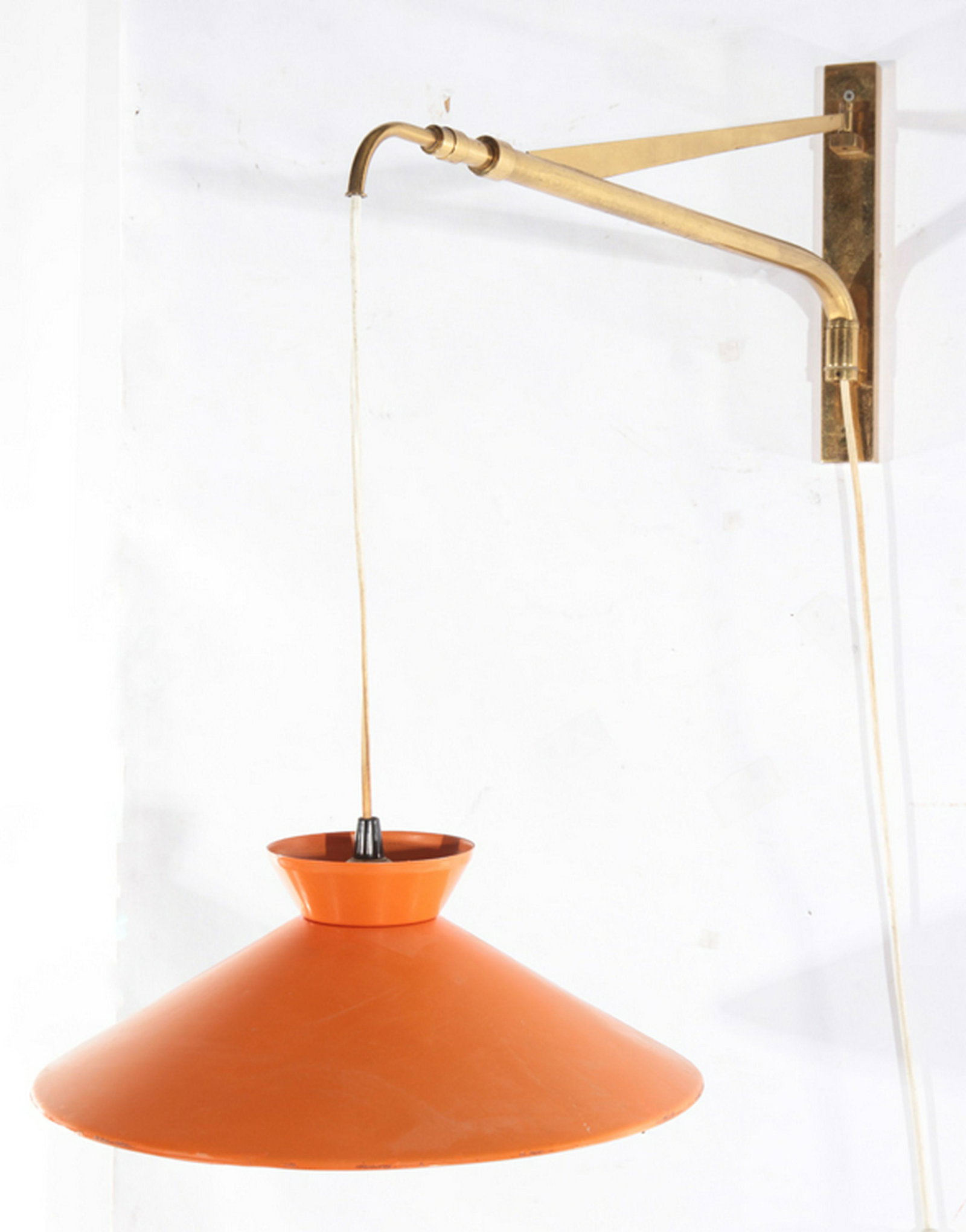 ITALIAN BRASS BRIDGE FORM WALL HUNG LAMP 1960 (1 of 4)