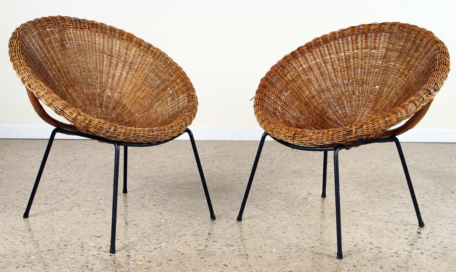 PAIR ITALIAN RATTAN AND IRON CHAIRS C.1950 (1 of 5)