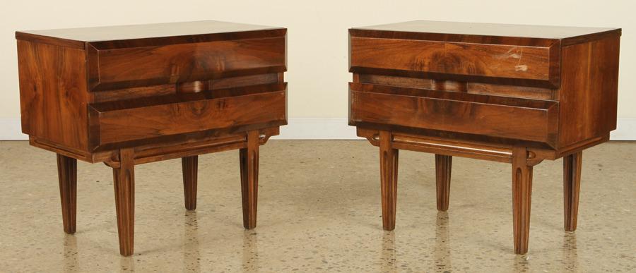 PAIR MID CENTURY MODERN WALNUT NIGHT STANDS C1960 (1 of 6)