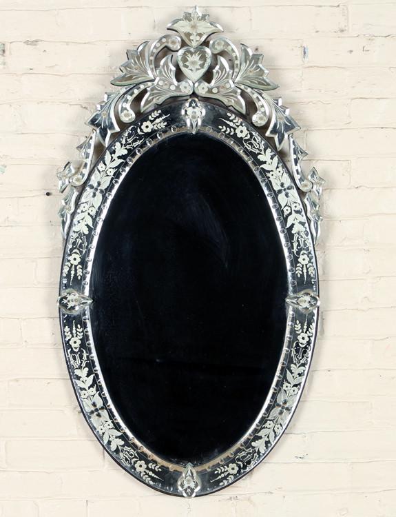 VENETIAN STYLE OVAL MIRROR BEVELED PLATE (1 of 5)