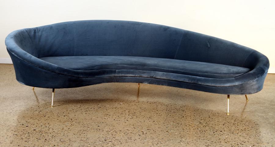 FEDERICO MUNARI STYLE ITALIAN BOOMERANG FORM SOFA (1 of 4)