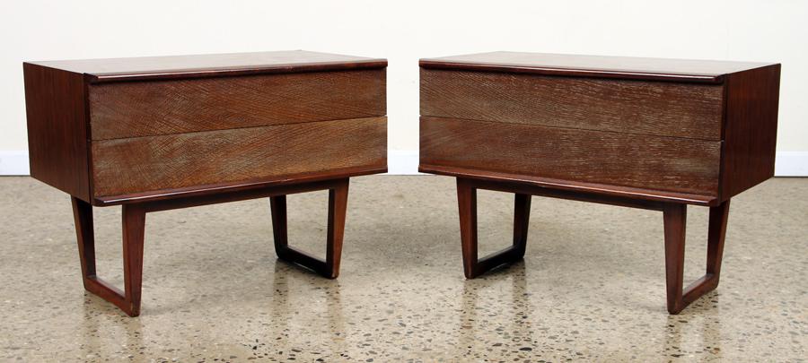 PAIR MID CENTURY MODERN NIGHT STANDS MAHOGANY (1 of 6)
