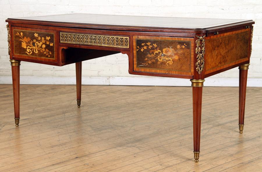 FRENCH MAHOGANY LEATHER TOP WRITING DESK C.1900 (1 of 9)