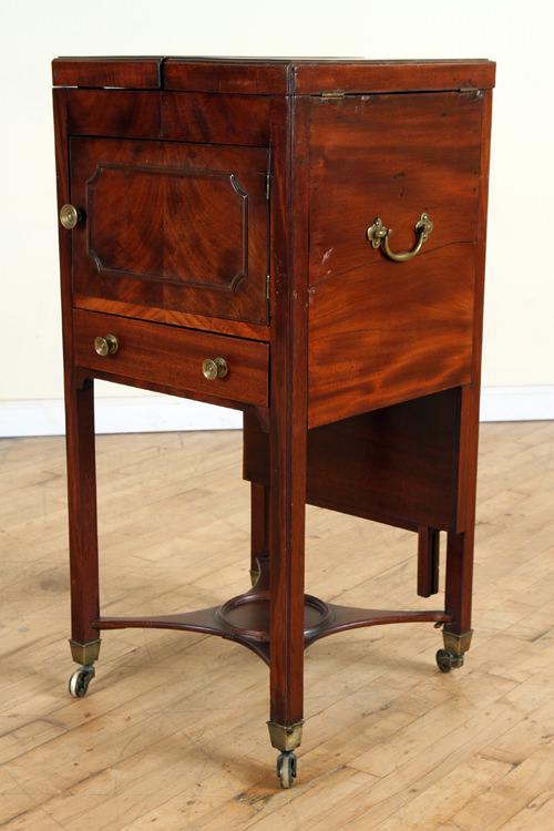 18TH C. MAHOGANY WASH STAND LIFT TOP WITH MIRROR (1 of 8)