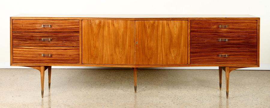 ROSEWOOD MAHOGANY SIDEBOARD BRASS PULLS C.1960 (1 of 7)