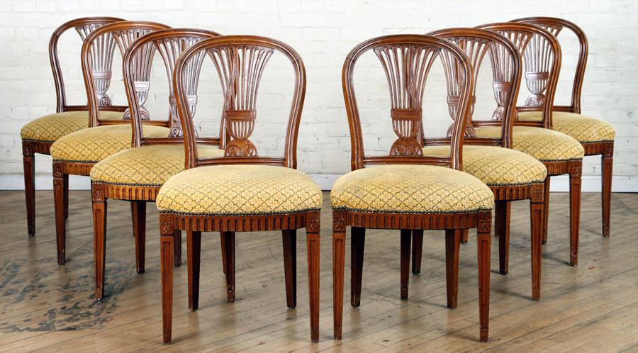 8 CARVED WALNUT DINING CHAIRS C. 1910 (1 of 7)