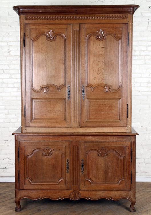 19TH C. FRENCH PROVINCIAL OAK CUPBOARD (1 of 7)