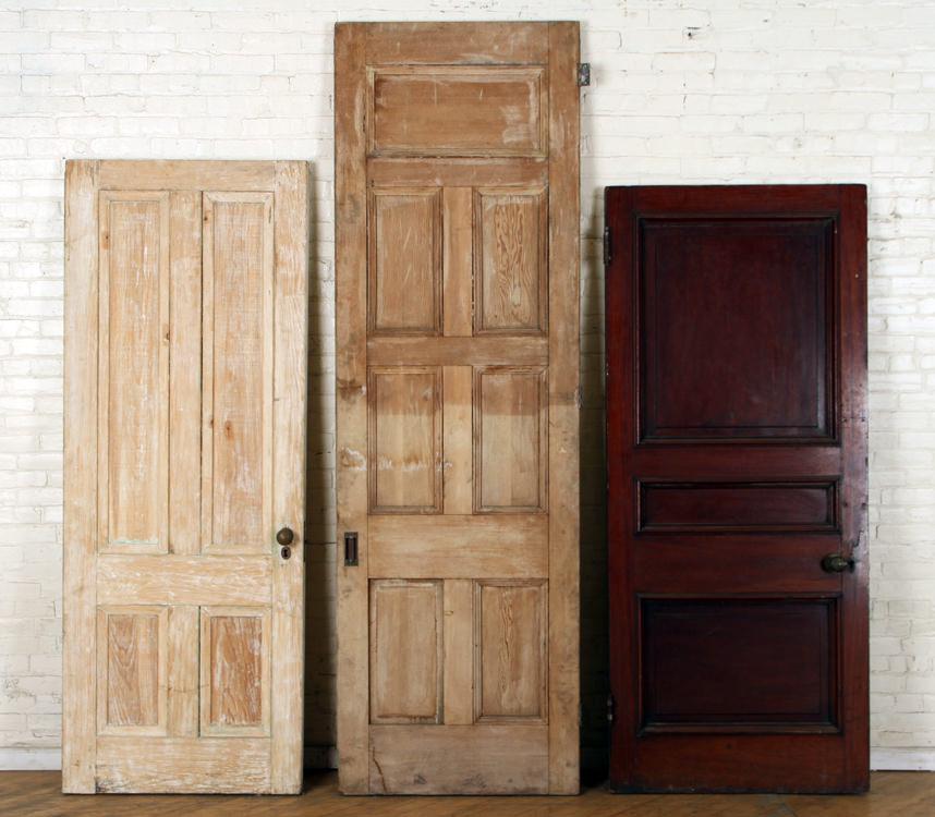 LOT OF THREE SINGLE DOORS CIRCA 1900 (1 of 6)