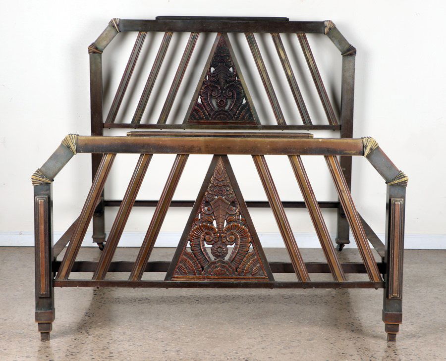 FULL SIZE BRASS ART DECO BED CIRCA 1930 (1 of 6)