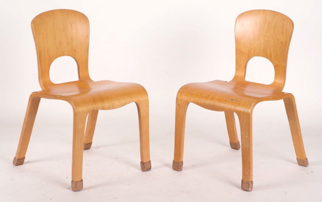 PAIR MAPLE CHILD CHAIRS MANNER OF ALVAR AALTO (1 of 7)