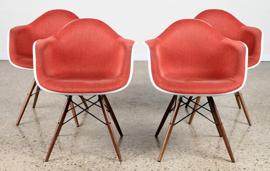 4 LABELED EAMES FOR HERMAN MILLER TRIPOD CHAIRS (1 of 10)