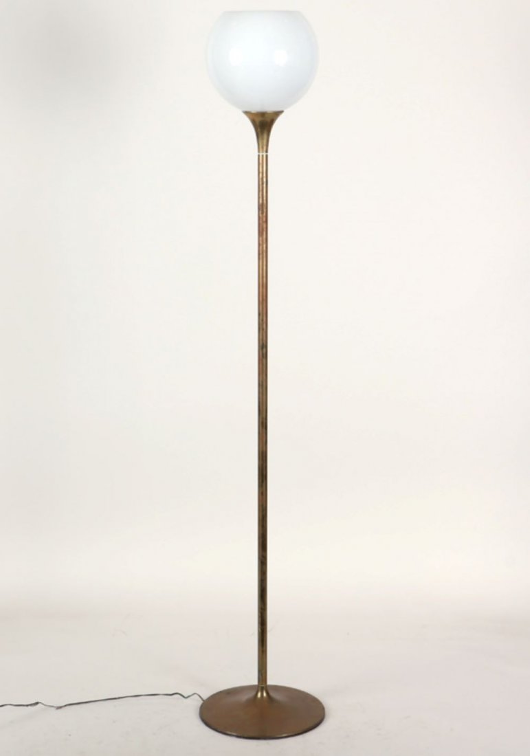 ELEGANT ITALIAN BRASS FLOOR LAMP GLASS GLOBE 1955 (1 of 4)
