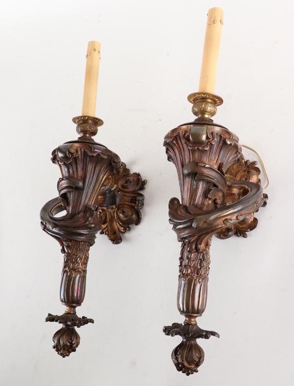 E. MOTTHEAU PAIR OF FRENCH BRONZE WALL SCONCES (1 of 7)