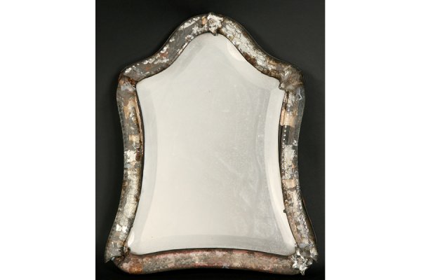 DRESSER TOP VENETIAN MIRROR BEVELED GLASS EASEL: Darling dresser top Venetian mirror with beveled glass and built-in easel. Ht: 16 Width: 13" Depth: 1.5" ***PLEASE NOTE: All property shall be paid for by the purchaser within five (5) business days o