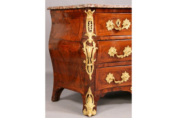 ANTIQUE FRENCH REGENCE BOMBE COMMODE 1770 - 3