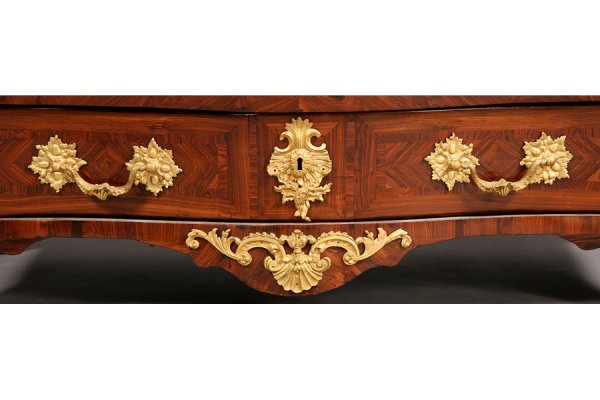 ANTIQUE FRENCH REGENCE BOMBE COMMODE 1770 - 4