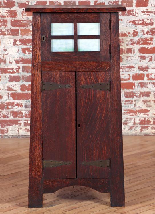 PERIOD ARTS AND CRAFT MISSION OAK CABINET STAND (1 of 5)
