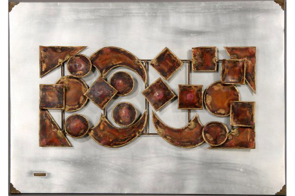 MODERN ABSTRACT WALL SCULPTURE SIGNED KOVACS 1975: A mid century modern abstract wall sculpture signed Kovacs and dated 1975. Ht: 32" Width: 46" ***PLEASE NOTE: All property shall be paid for by the purchaser within five (5) business days of the sale