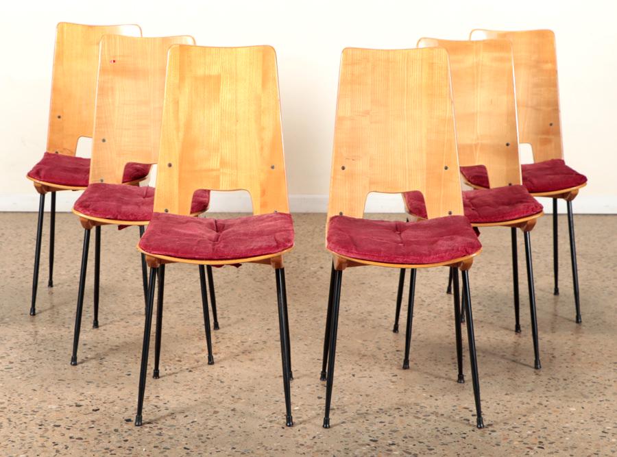 SET OF 6 ITALIAN ELM CHAIRS C.1960 (1 of 6)