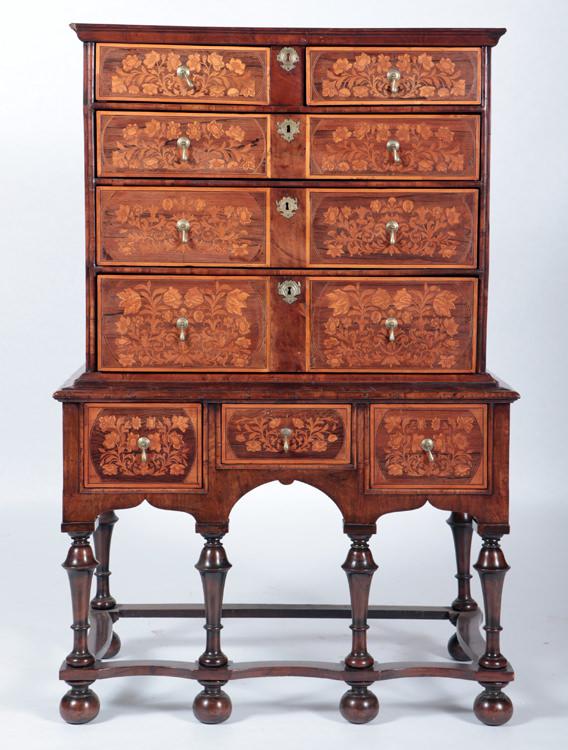 18TH C. WILLIAM AND MARY STYLE WALNUT CABINET (1 of 6)