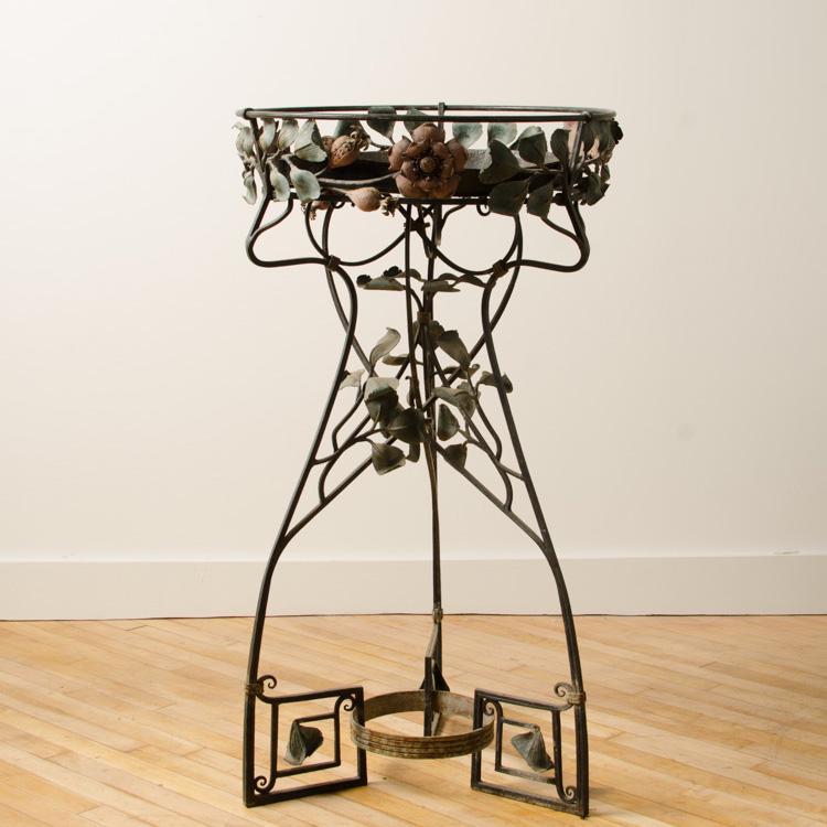 ART NOUVEAU PAINTED IRON PLANTER FLORAL DECORATIO (1 of 6)