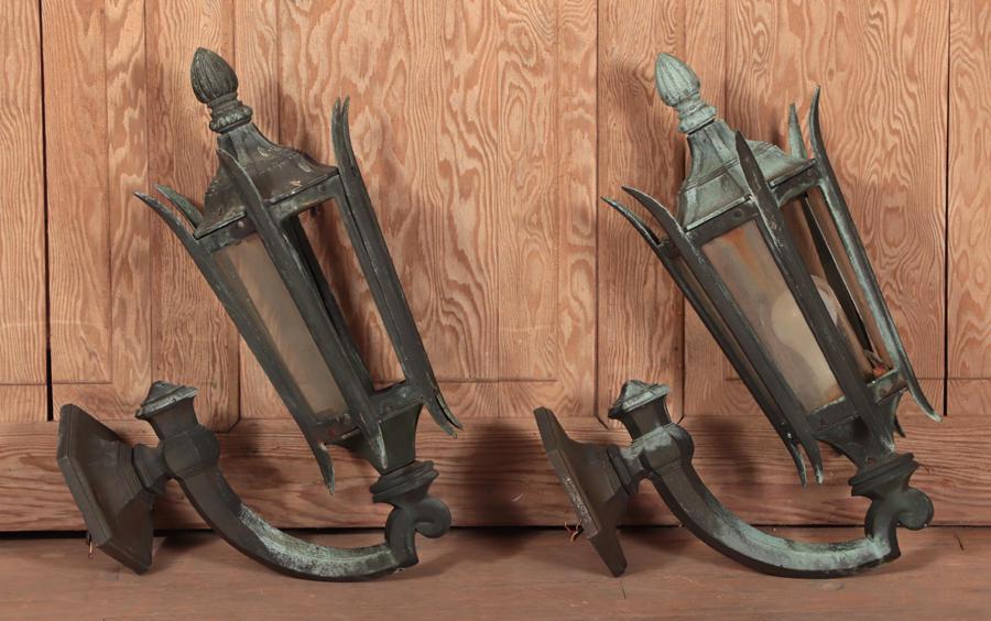 PAIR OUTDOOR BRONZE SCONCES GREEN PATINA C.1920 (1 of 5)