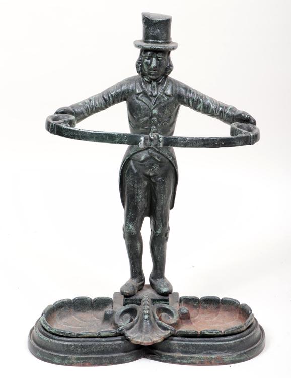 FIGURAL CAST IRON UMBRELLA STAND WITH DROP PANS (1 of 4)