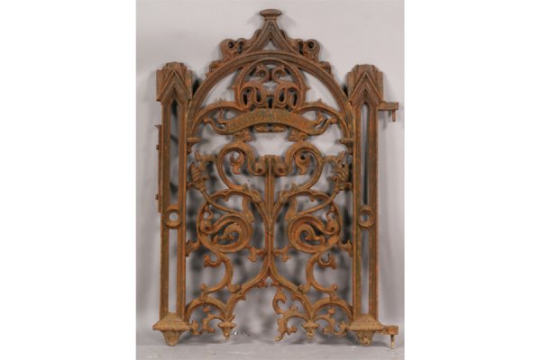 ANTIQUE VICTORIAN GOTHIC STYLE IRON GATE: Antique Victorian Gothic style cast iron gate having an arched center with open scroll work circa 1880. Ht: 44" Width: 32" ***PLEASE NOTE: All property shall be paid for by the purchaser within five (