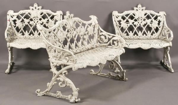 SET CAST ALUMINUM GARDEN SEATING SETTEE 2 CHAIRS: A set of Victorian style cast aluminum garden seating including an ornate settee and two overscale chairs circa 1950. Ht: 31.5" Width: 39" Depth: 18"