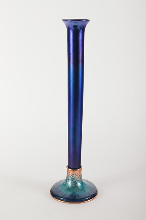 LOUIS COMFORT TIFFANY GLASS BUD VASE BRONZE SIGNED (1 of 4)