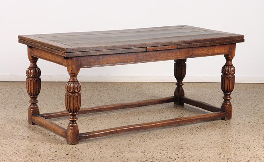CONTINENTAL OAK REFRACTORY TABLE (1 of 5)