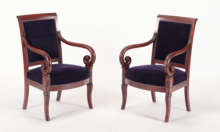 PAIR 19TH C FRENCH RESTORATION MAHOGANY ARMCHAIRS: A pair of nineteenth century French Restoration style mahogany armchairs. Ht: 36.5" Wd: 22" Dpth: 24" Seat: 16.5"