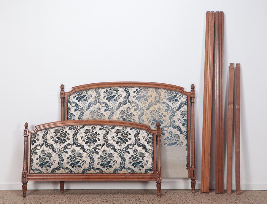 FRENCH LOUIS XVI STYLE FULL SIZE BED C.1940 (1 of 5)