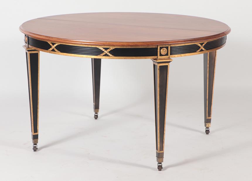 A RARE REGENCY STYLE DINING TABLE BY BAKER (1 of 5)